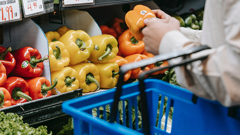 One foot at a time: The benefits of product carbon footprinting and labelling - Manufacture 2030